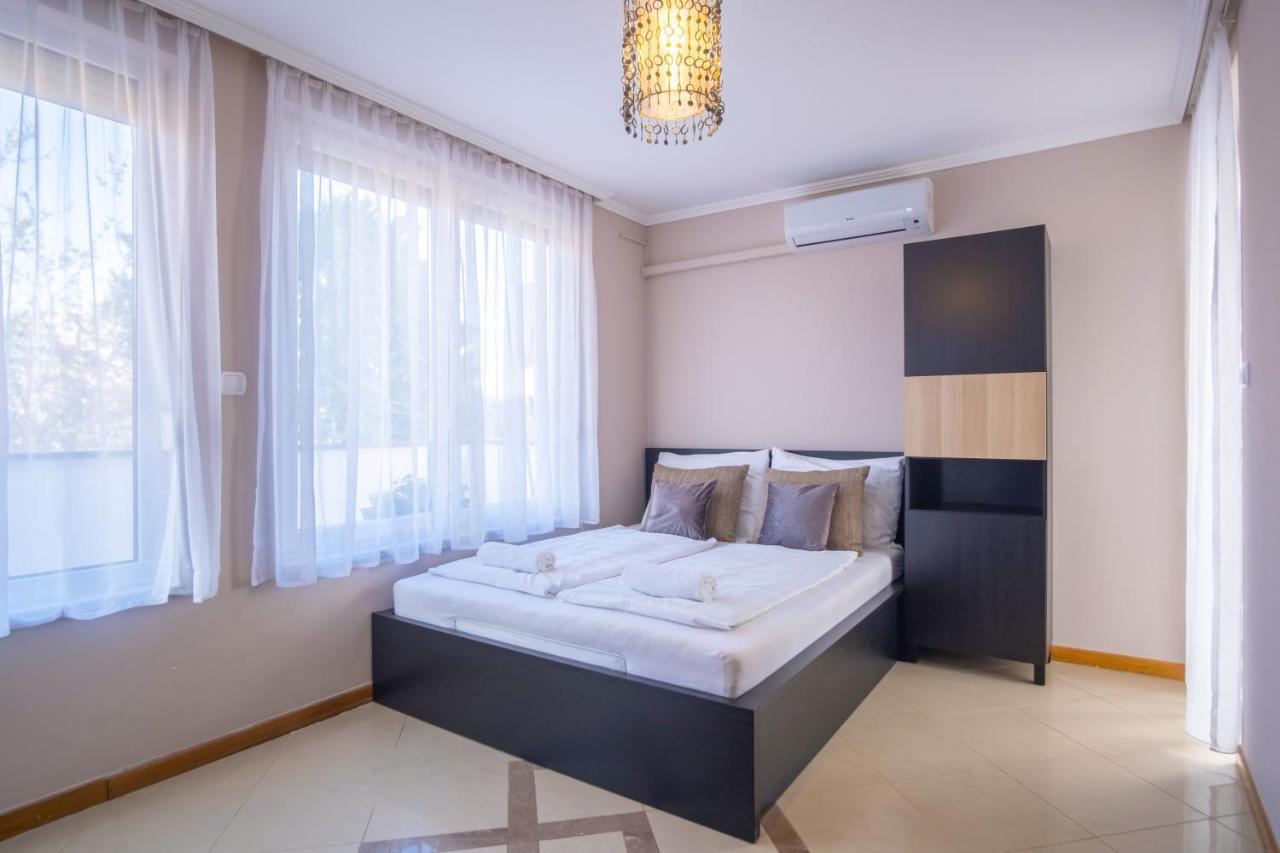 Myflat Belvedere Apartment Сиофок Екстериор снимка