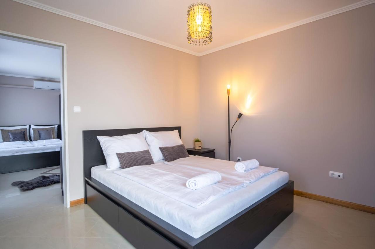 Myflat Belvedere Apartment Сиофок Екстериор снимка
