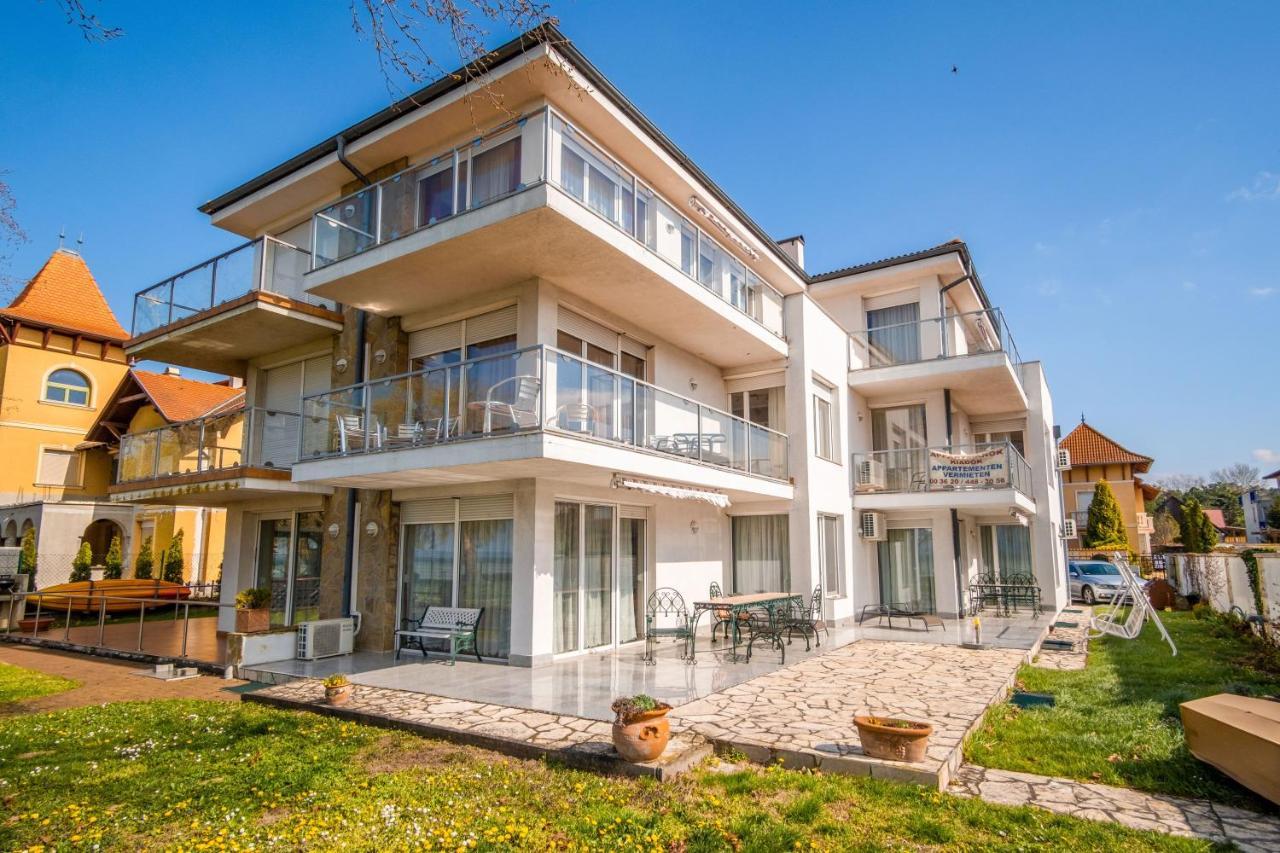 Myflat Belvedere Apartment Сиофок Екстериор снимка